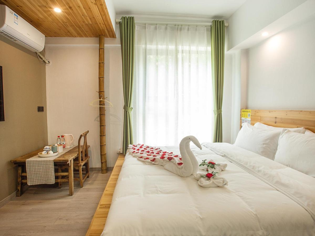 Cloudy Warm Hotel - Huangshan Scenic Area Transfer Center Branch Eksteriør billede