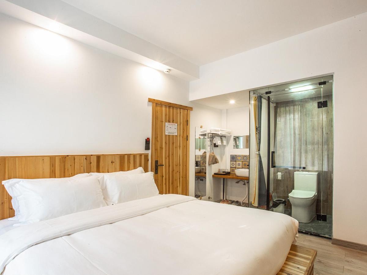 Cloudy Warm Hotel - Huangshan Scenic Area Transfer Center Branch Eksteriør billede