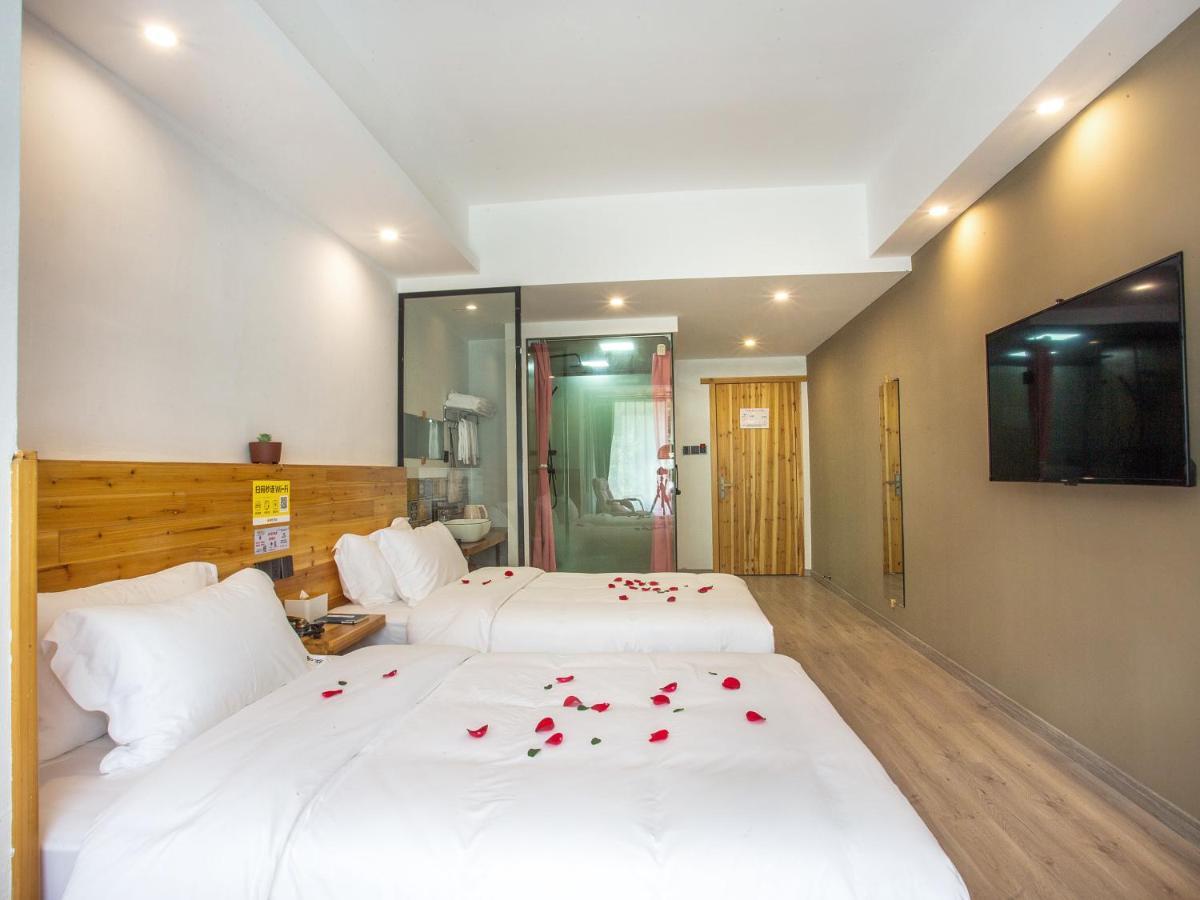 Cloudy Warm Hotel - Huangshan Scenic Area Transfer Center Branch Eksteriør billede